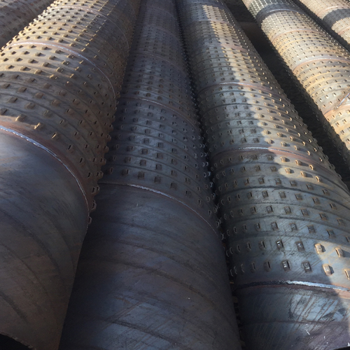 德宏孔式滤水管的材质选择